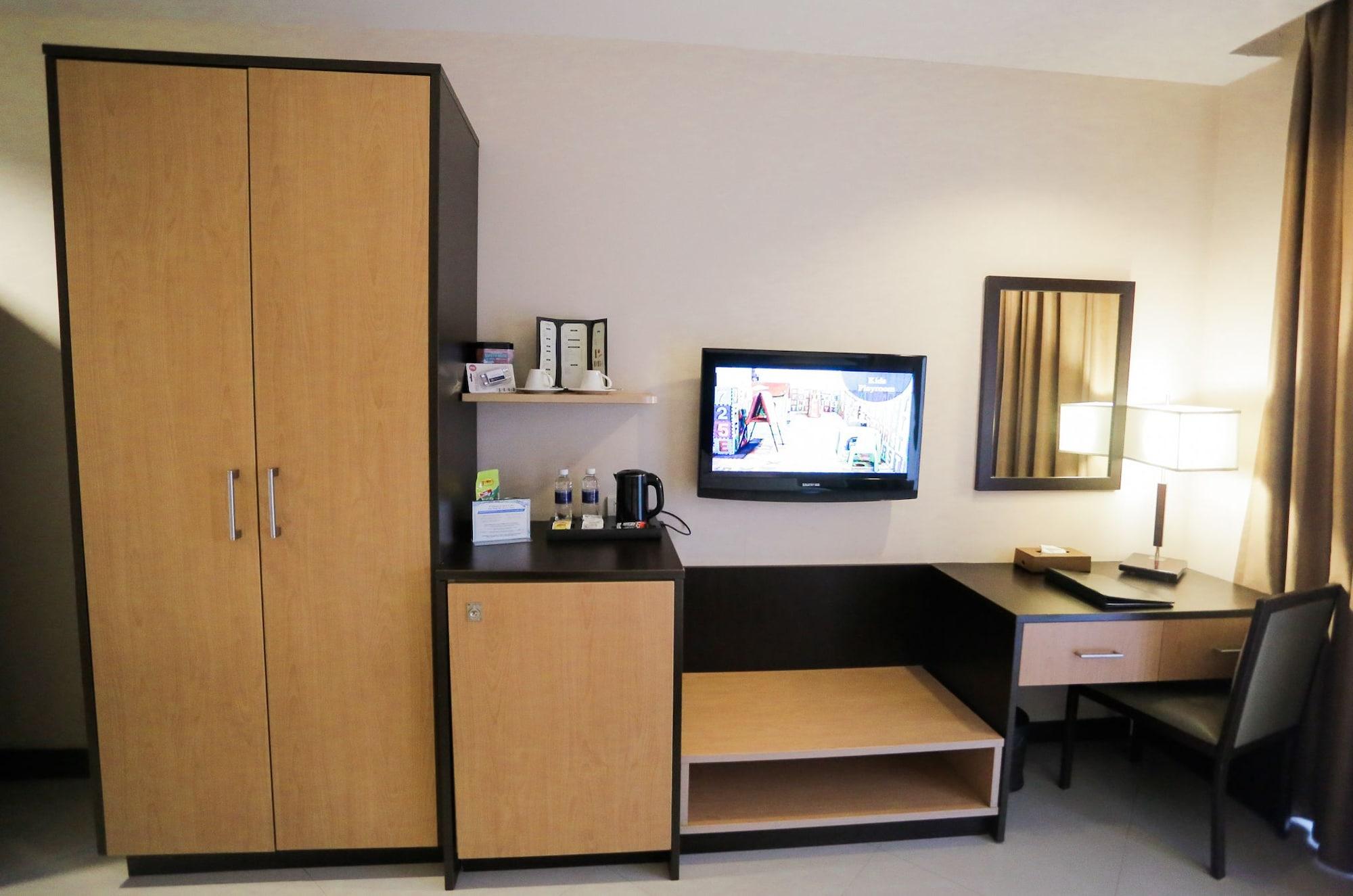 The Lake Hotel Tagaytay Tagaytay City Bagian luar foto