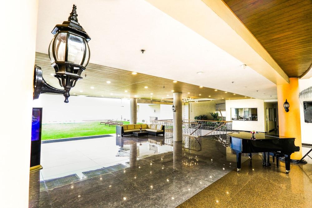 The Lake Hotel Tagaytay Tagaytay City Bagian luar foto