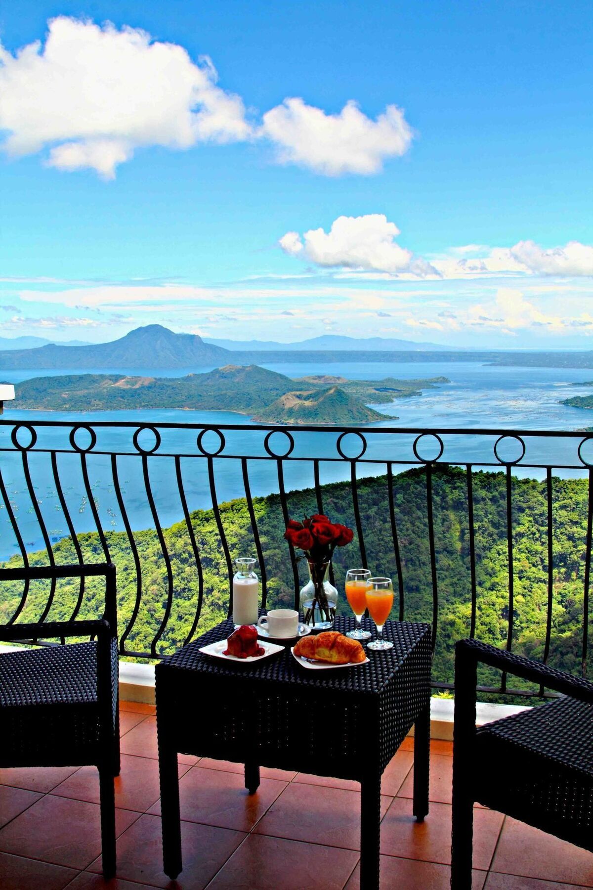 The Lake Hotel Tagaytay Tagaytay City Bagian luar foto
